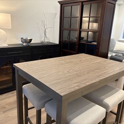 Counter Height Table and 4 Stools