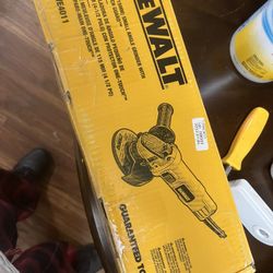 DeWALT