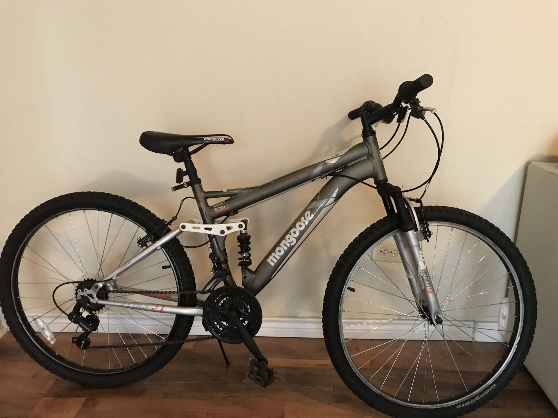 Mountain Bike Mongoose, elite. 6061 ,LEDGE 2.1 for Sale in San Antonio