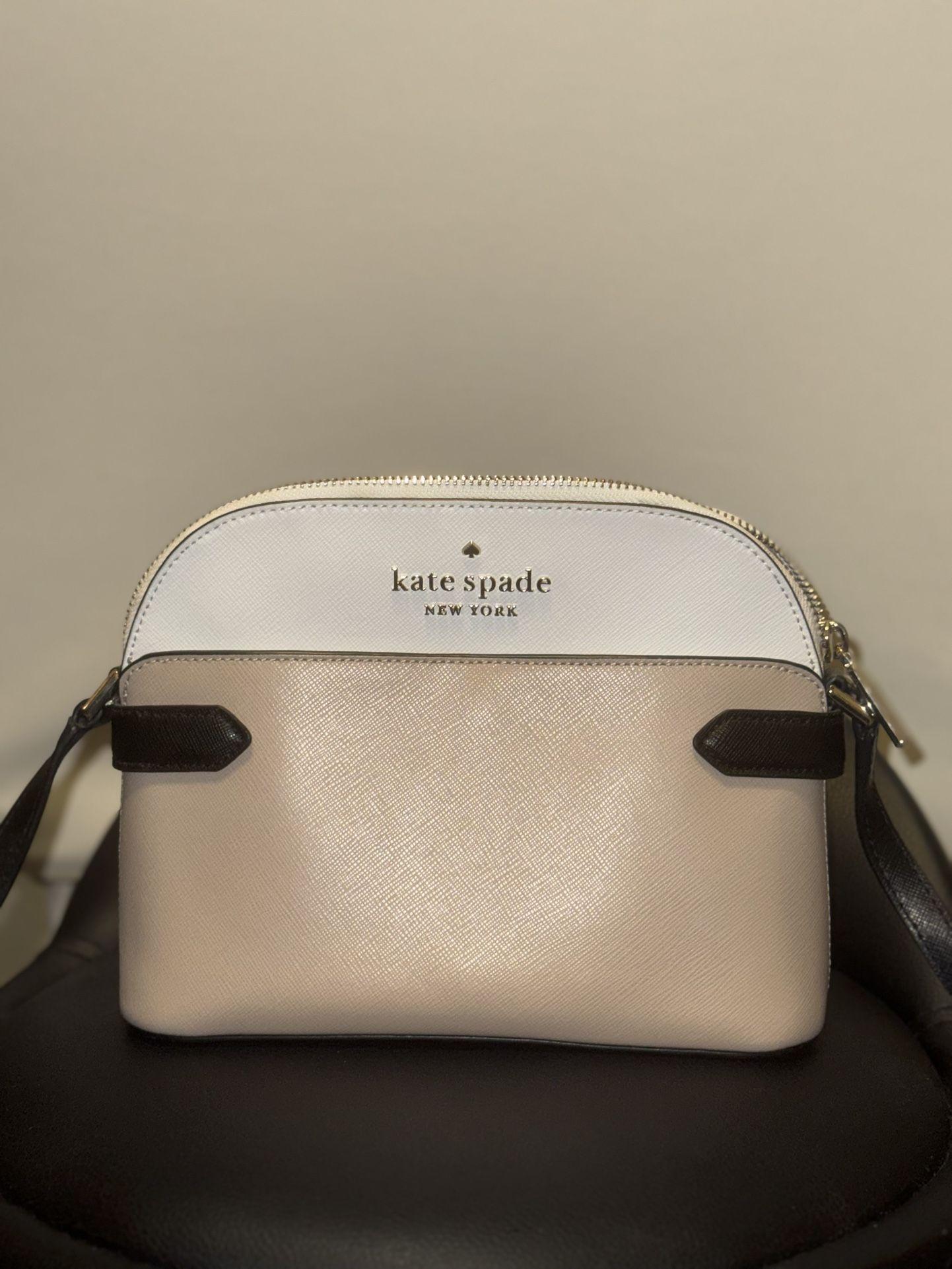 Kate Spade Staci White Beige Leather Dome Crossbody Purse...
