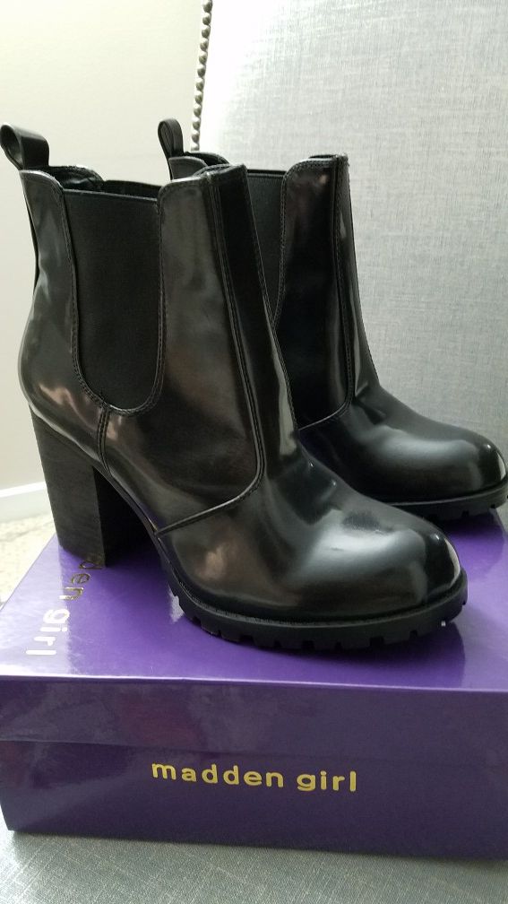 NEW Madden Girl Booties