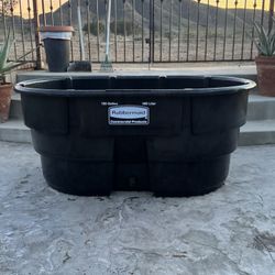 Stock Tank 150 Gallon Rubbermaid 