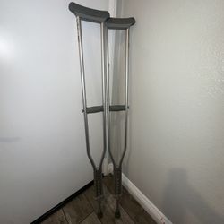 Crutches 