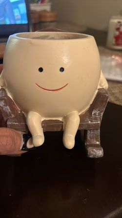 Plant Pot With Face Design