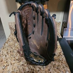Rawlings Renegade 12.5-inch Glove