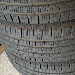 I have  only 3 tires Lt 275 /70 R 18