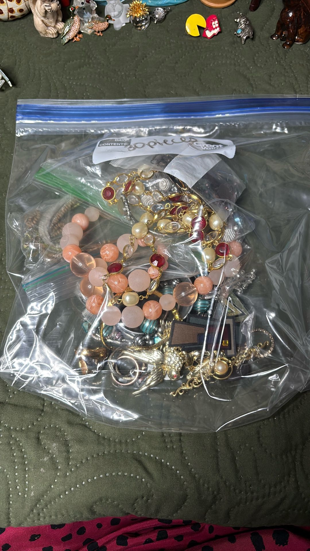 30 Piece Fun Colors Jewelry Bag