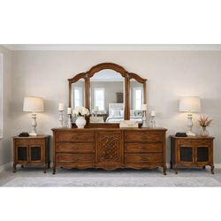 Beautiful Thomasville French Provincial Bedroom Set – Solid Wood – Delivery Available