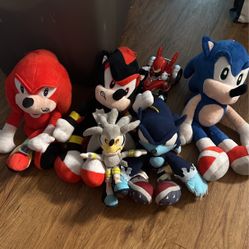Sonic Plush Bundle