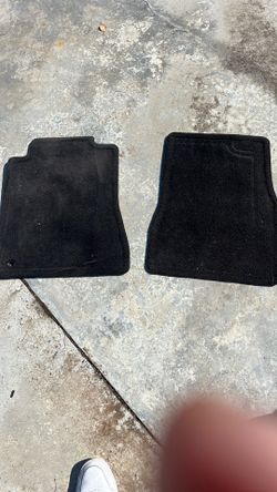05-09 Mustang Front Carpet 