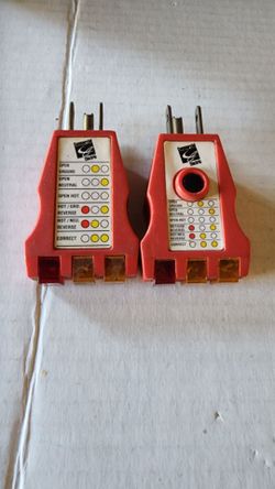 Continental Electric Outlet Receptacle Testers – Set of 2