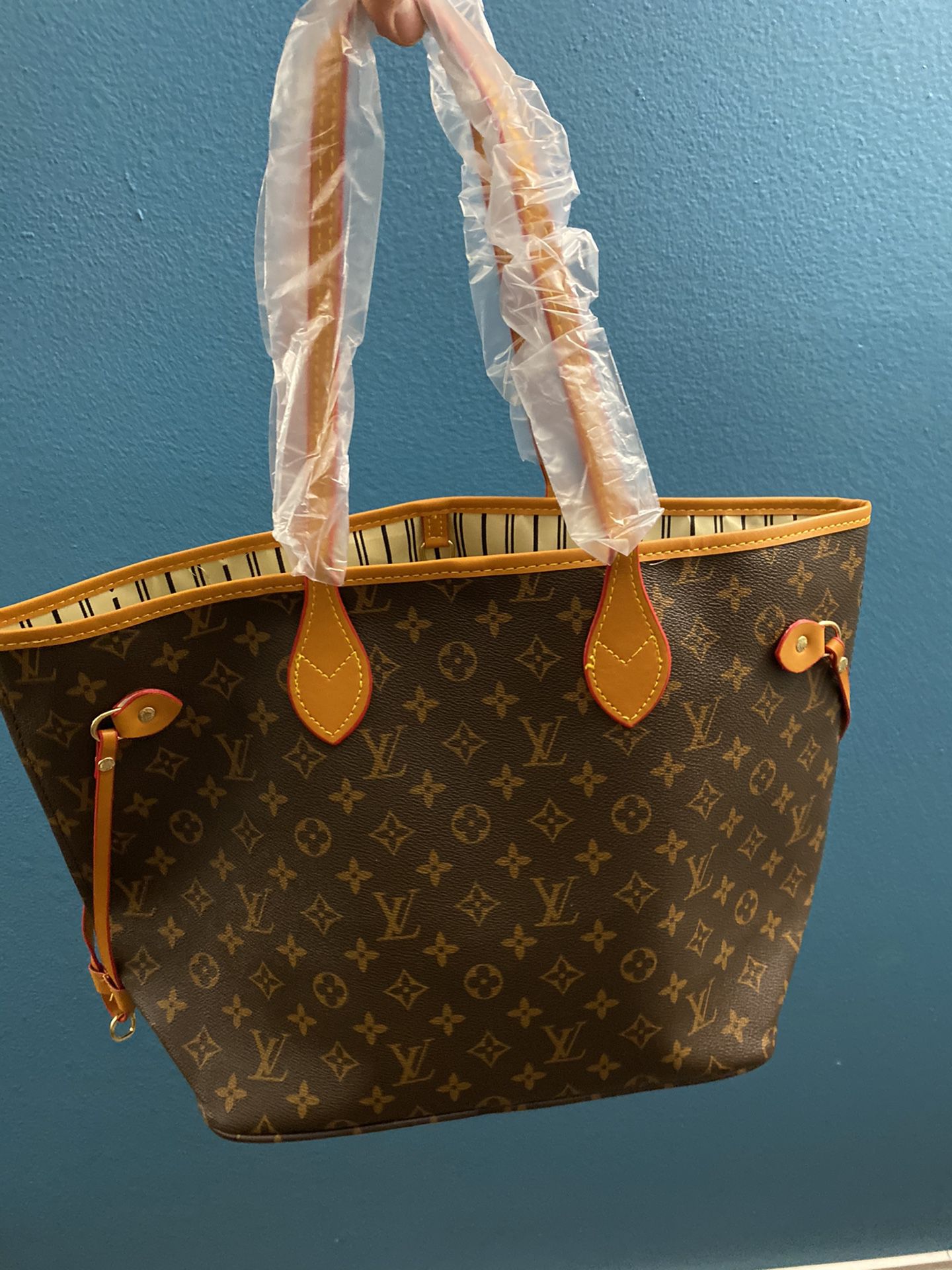 Louis Vuitton Women’s Bag