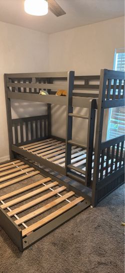 Bunk bed