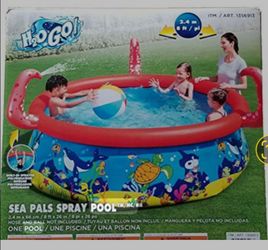 Sea pals spray pool