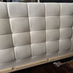 King Modloft Thompson bed