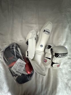 MMA combat sport gear set