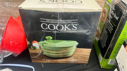 Cooks Salad Mixer