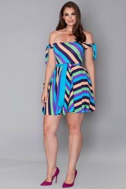 Rue 107 Amina Dress Buttercream Blues. Size M (6-8)