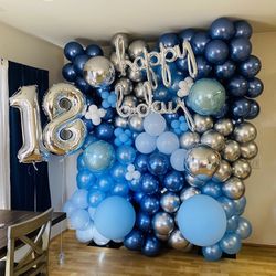 Organic Balloon Walls, Balloon Decorations, Balloon Bouquets, Any Theme