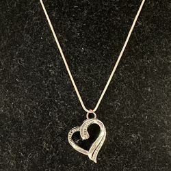 Diamond Accents 925 Heart Pendant & Snake Chain Made In Italy 16” Long Excellent Condition   