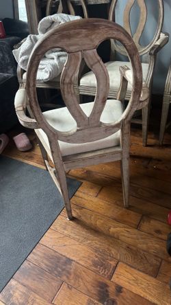 Rh chair