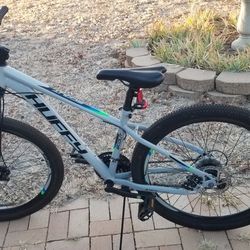 Like New 26" 21 Speed Huffy Scout Mtn. Bike With Disc Brakes 
