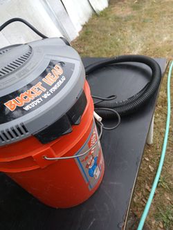 canister vacuum cleaner