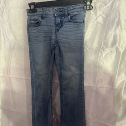 Kids Boot Cut Jeans Size 4. One dollar each.