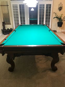BRUNSWICK POOL TABLE
