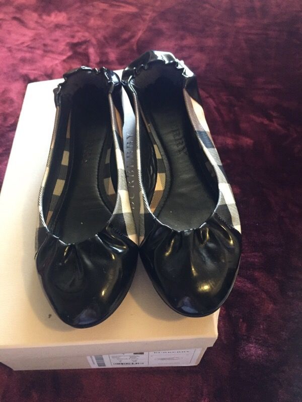 Burberry shoes size 38