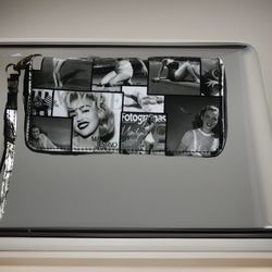 Glossy Magazine Mario Testino Special Blonde Wallet Open Box