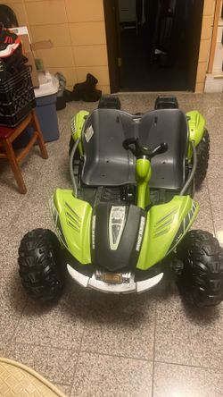 Kids riding  car work canes with Battery and charger.