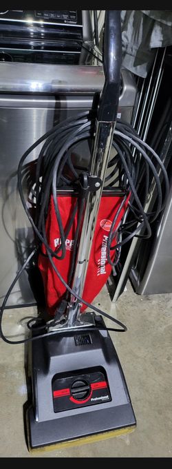 HOOVER CH50015 COMERCIAL PROFESSIONAL SERIES UPRIGHT VACUUM CLEANER