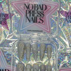 Press On Nails 