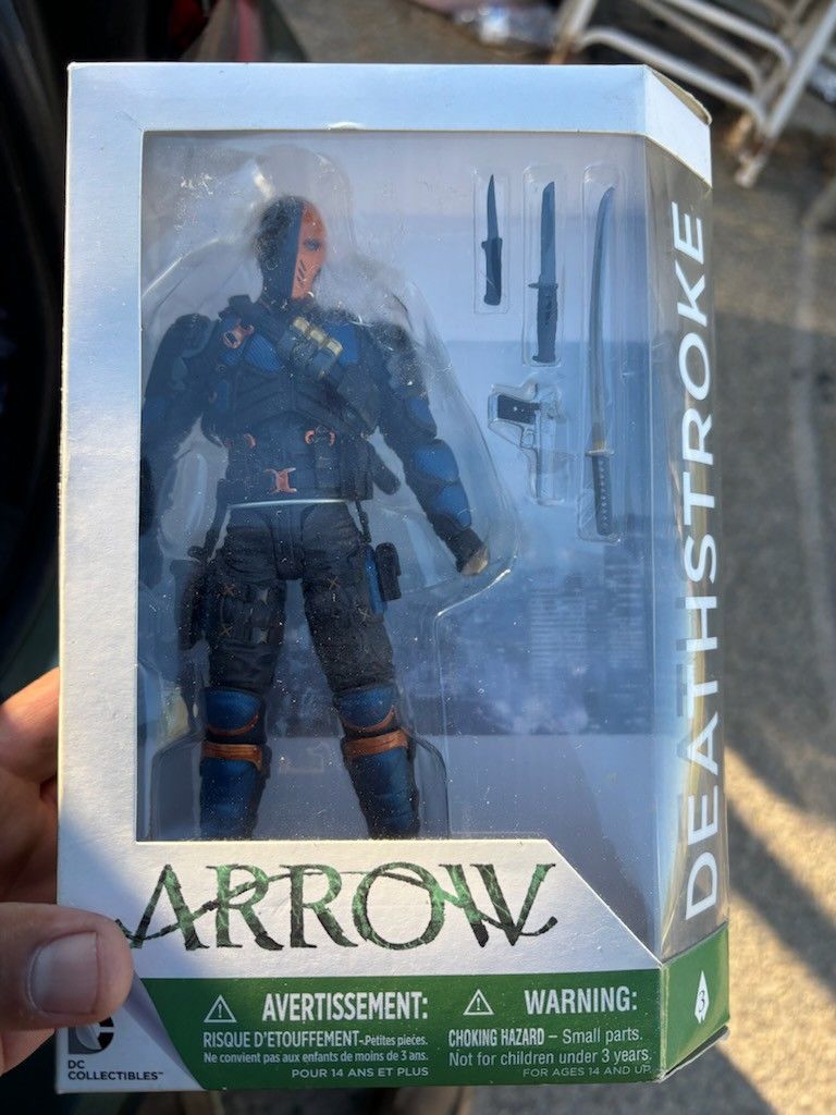 Deathstroke DC Action Figure New