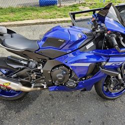 2021 Yamaha YZF-R1