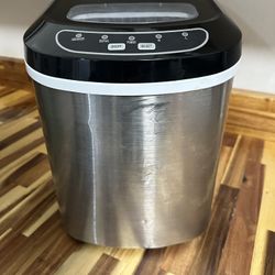 Ice Maker, Stainless Steel by Magic Chef