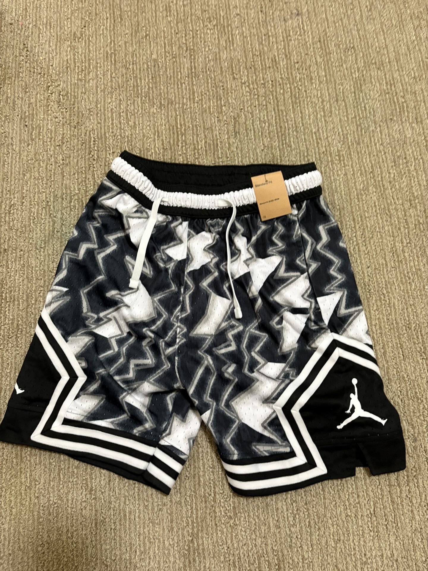 Jordan Shorts Size S