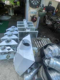 Commercial HID Grow-Light Equipment Lot – 18 Reflectors, 4 Bulbs, & Ducting