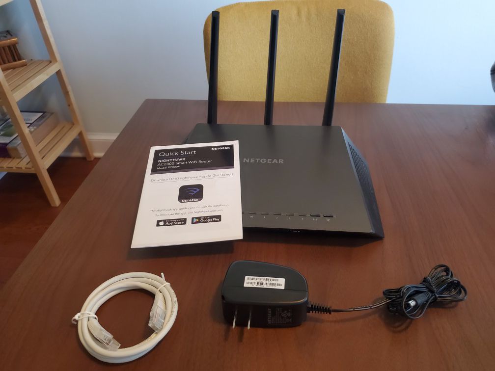 NETGEAR Nighthawk AC2300 Smart Wi-Fi Router (R7000P-100NAS)