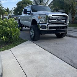 2016 Ford F-250 Super Duty Gasoline 