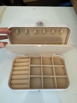 Portable Jewelry Box