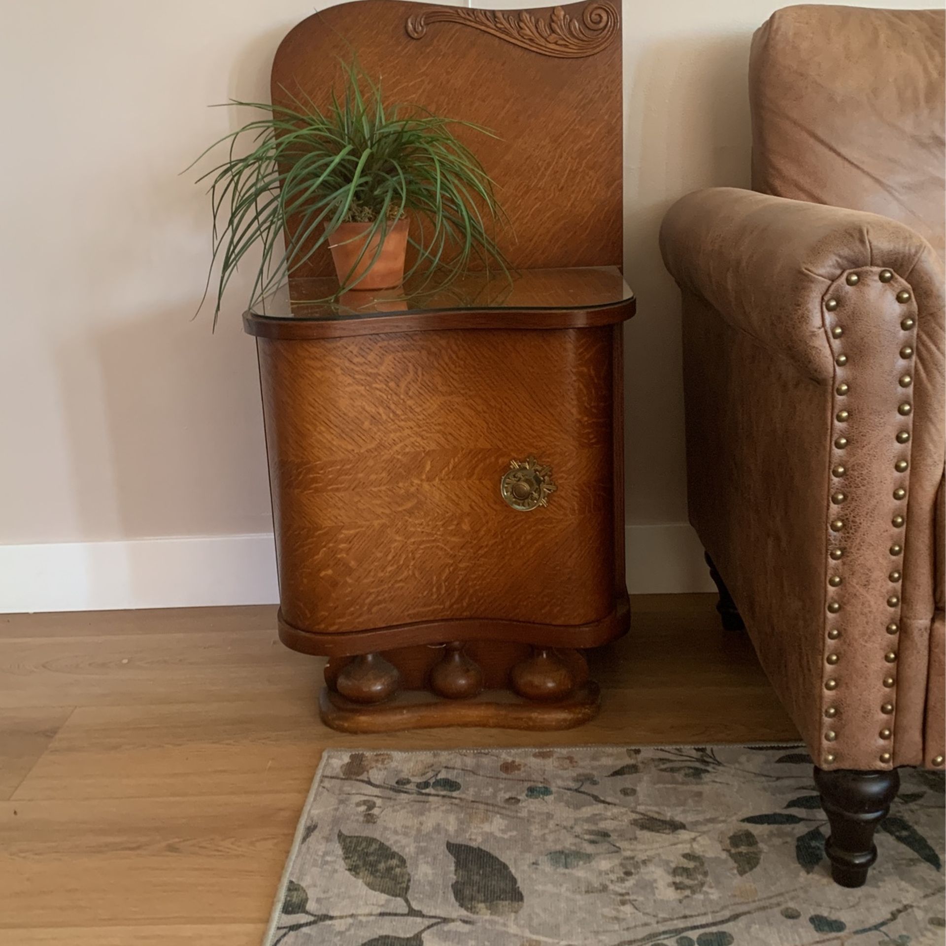 Pair Antique Tiger Oak Night Stand Or End Table