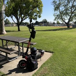 6000w scooter (Needs tire repair)