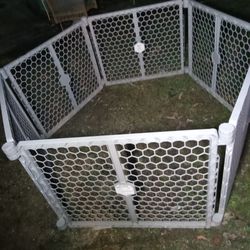 Animal Safety Gates/adjustable
