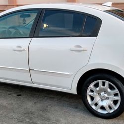 2011 Nissan Sentra 1.8s