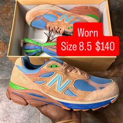 Size 8.5 “Outside Clothes” New Balance 990v3
