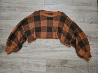 Fashion Nova Cropped Sweater