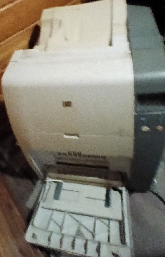 HP 4700 Office Jet Laser Full Color Printer