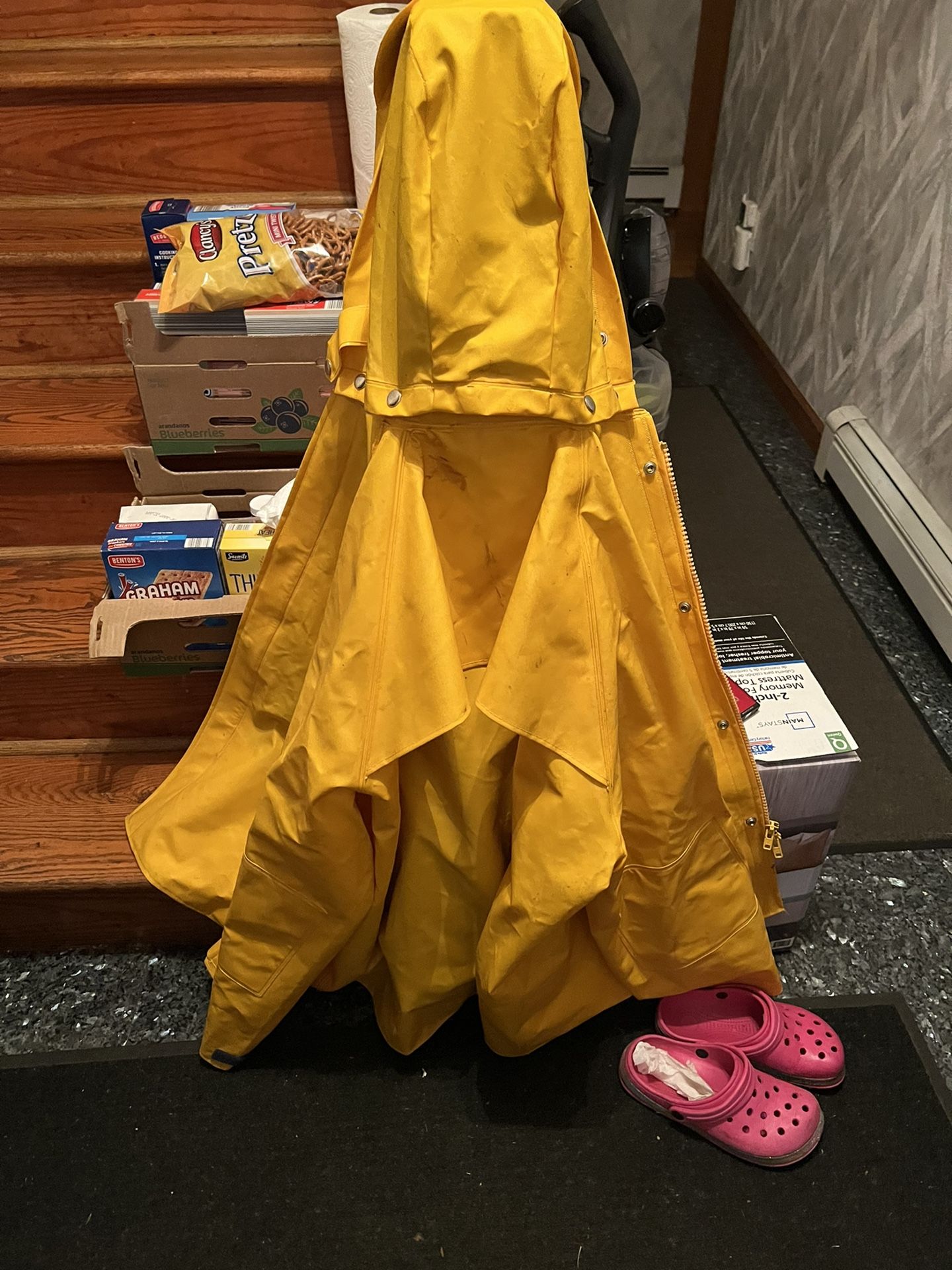XL Weather-rite 7320 Waterproof Hooded/detachable Rain Jacket